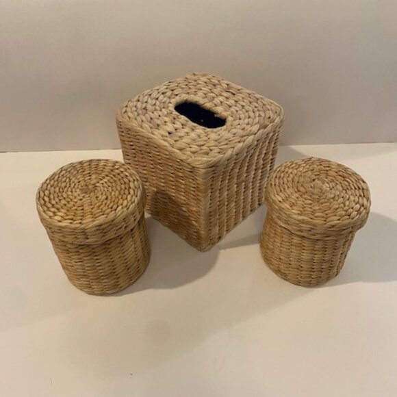 Boho Rattan/ Wicker Tissue Box Cover plus 2 lidded basket Decor - Picture 1 of 13